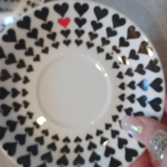 Set of Two La Petal Designer Bone China Mini Saucer/Plate Set - Picture 4 of 7